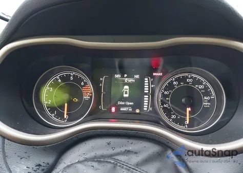 2017 Jeep Cherokee Altitude Fwd z USA, uszkodzony, nr VIN 1C4PJLAB5HW502668